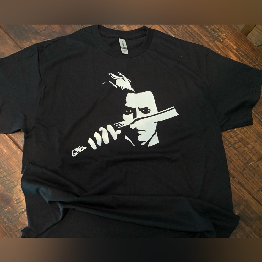Sweeney Todd T-shirt Thrilling Musical Popular gift Johnny Depp